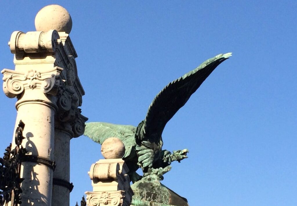 budapeszt turul