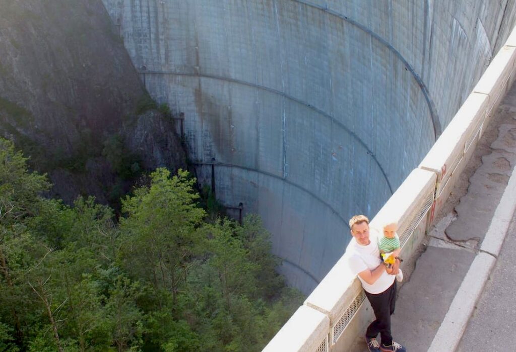 Trasa transfogarska, jezioro Vidraru, tama